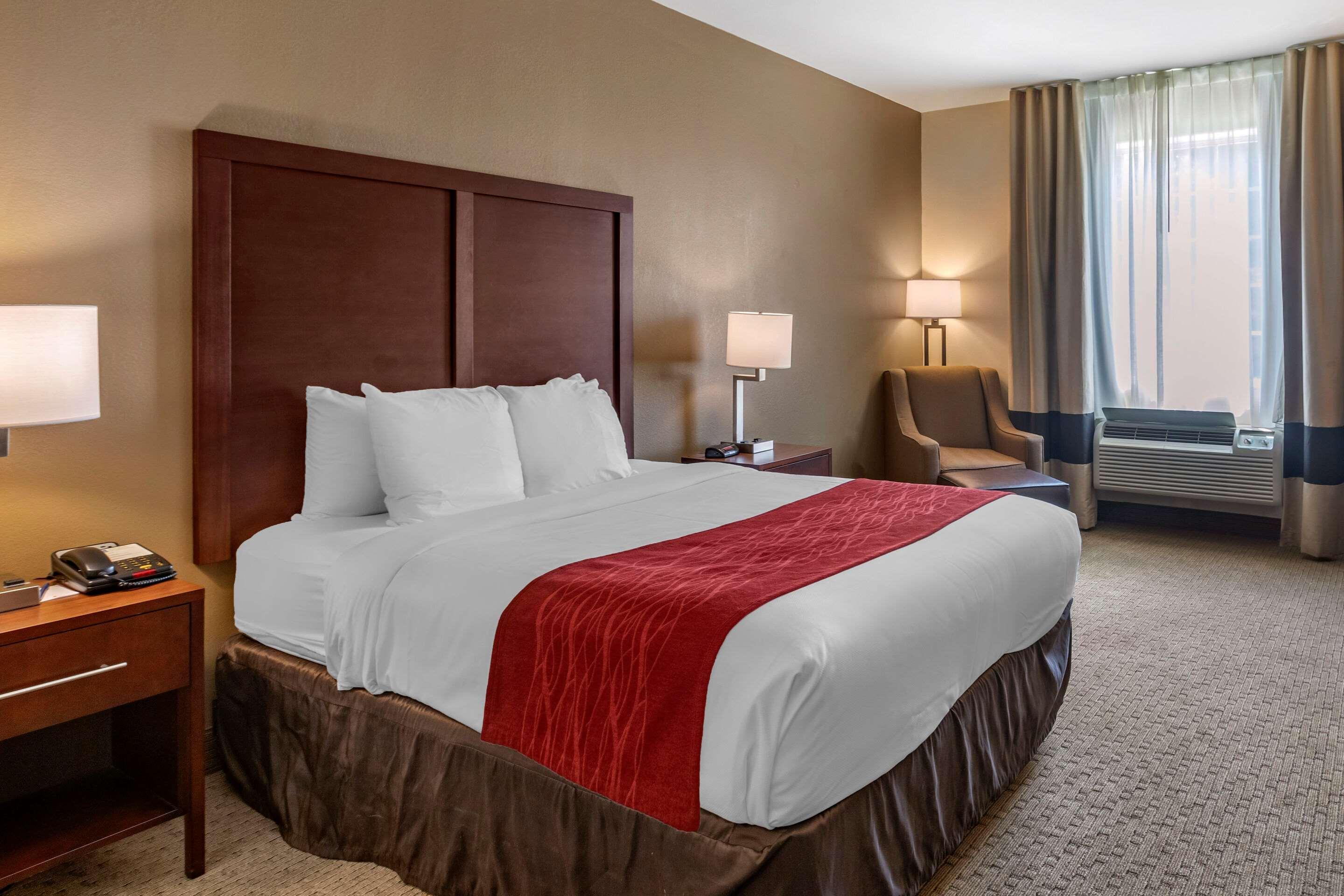 Comfort Inn&Suites Villa Rica Extérieur photo