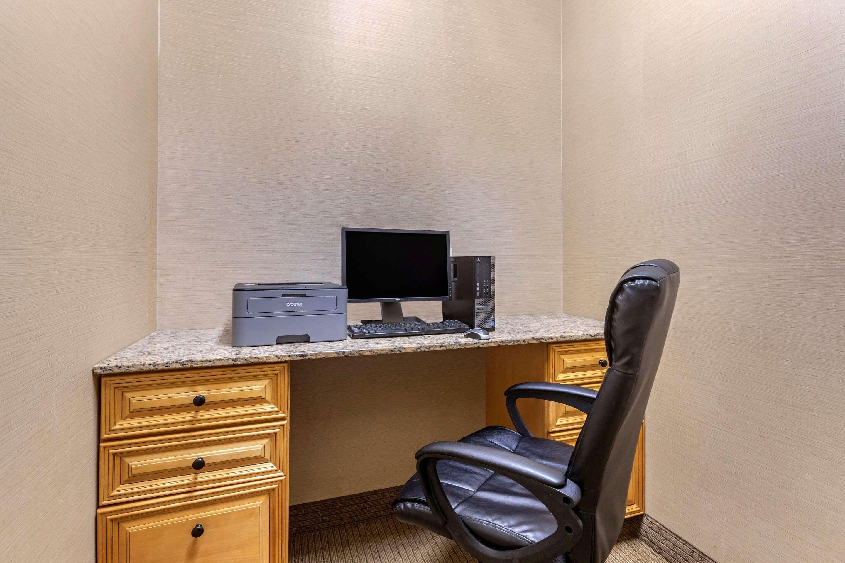 Comfort Inn&Suites Villa Rica Extérieur photo